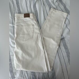 Cream American Eagle Mom Jeans